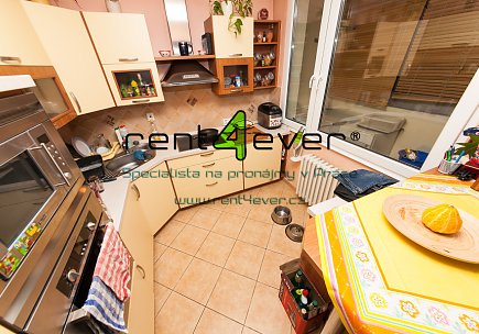 Pronájem bytu, Horní Počernice, Běluňská, 2+kk, 52 m2, lodžie 6 m2, sklep 3 m2, výtah, zařízený, Rent4Ever.cz
