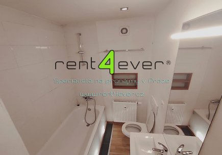 Pronájem bytu, Karlín, Křižíkova, byt 1+kk, 24 m2, cihla, po rekonstrukci, částečně zařízený, Rent4Ever.cz