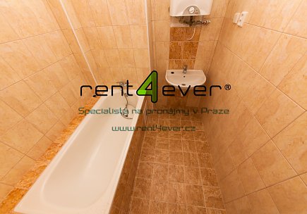 Pronájem bytu, Libeň, Vosmíkových, garsoniéra, 33 m2, cihla, spíž, sklep, garáž, zařízená, Rent4Ever.cz