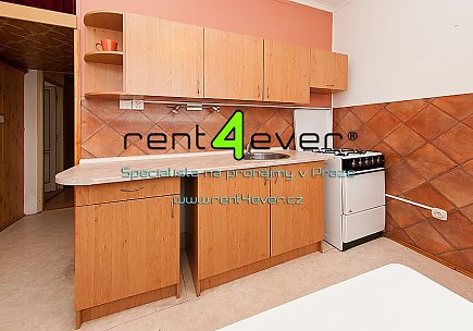 Pronájem bytu, Záběhlice, Práčská, 1+1, 38 m2, balkon, výtah, bezbariérový, zařízený, Rent4Ever.cz