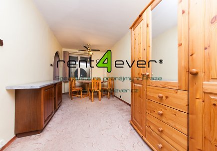 Pronájem bytu, Záběhlice, Hlavní, 2+kk, 53 m2, cihla, lodžie, výtah, vestavěné patro, nezařízený, Rent4Ever.cz