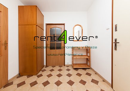 Pronájem bytu, Háje, Emilie Hyblerové, 2+1, 56 m2, lodžie, sklep 4 m2, částečně zařízený, Rent4Ever.cz