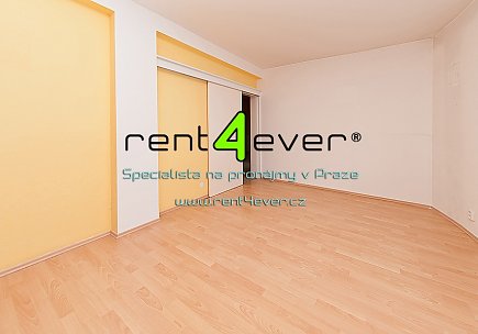 Pronájem bytu, Žižkov, V kapslovně, 4+kk, 122 m2, novostavba, 2x terasa, výtah, částečně zařízený, Rent4Ever.cz