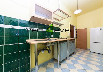 Pronájem bytu, Košíře, U Kavalírky, 2+kk, 48 m2, cihla, výtah, nezařízený, Rent4Ever.cz