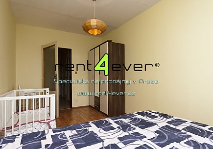 Pronájem bytu, Libeň, Bedřichovská, 2+1, 43 m2, komora, výtah, zařízený, Rent4Ever.cz