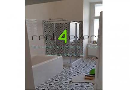 Pronájem bytu, Nové Město, Olivova, 3+1, 86 m2, cihla, po kompletní rekonstrukci, výtah, nevybavený , Rent4Ever.cz