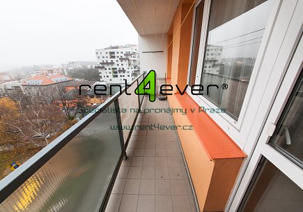 Pronájem bytu, Záběhlice, Bramboříková, 1+1, 48 m2, balkon, sklep, výtah, částečně zařízený, Rent4Ever.cz