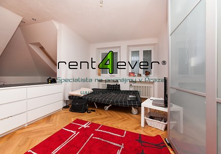 Pronájem bytu, Smíchov, Na Doubkové, 1+1, 63 m2, cihla, zahrada, garáž, nezařízený, Rent4Ever.cz