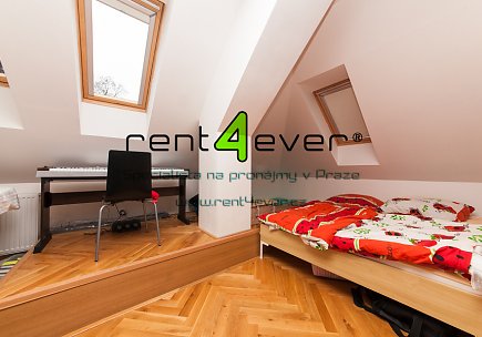Pronájem bytu, Smíchov, Na Doubkové, 1+1, 63 m2, cihla, zahrada, garáž, nezařízený, Rent4Ever.cz