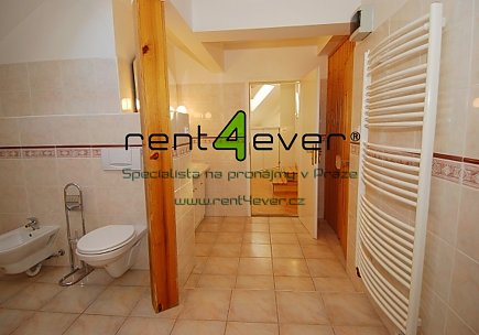 Pronájem bytu, Nusle, Svatoslavova, mezonetový 6+kk, 354 m2, cihla, balkon, 2x terasa, nezařízený, Rent4Ever.cz