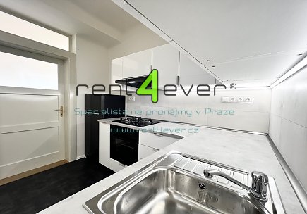 Pronájem bytu, Vršovice, Moskevská, byt 3+kk, 75.3 m2, po celkové rekonstrukci, nezařízený, Rent4Ever.cz