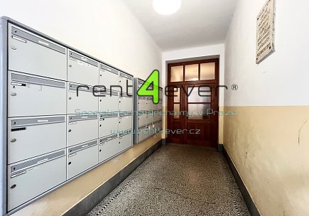 Pronájem bytu, Vršovice, Moskevská, byt 3+kk, 75.3 m2, po celkové rekonstrukci, nezařízený, Rent4Ever.cz