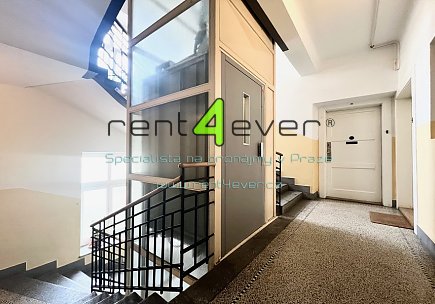 Pronájem bytu, Vršovice, Moskevská, byt 3+kk, 75.3 m2, po celkové rekonstrukci, nezařízený, Rent4Ever.cz