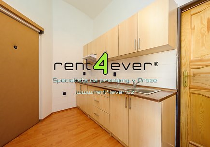 Pronájem bytu, Libeň, Ocelářská, byt 2+1, 57 m2, cihla, nezařízený nábytkem, Rent4Ever.cz
