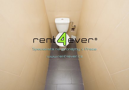 Pronájem bytu, Libeň, Ocelářská, byt 2+1, 57 m2, cihla, nezařízený nábytkem, Rent4Ever.cz