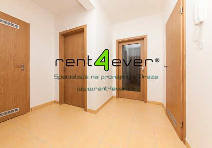 Pronájem bytu, Háje, Stříbrského, 2+kk, 60 m2, novostavba, balkon, komora, výtah, garáž, zařízený, Rent4Ever.cz