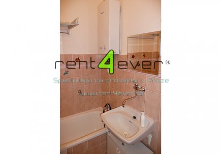 Pronájem bytu, Strašnice, V olšinách, byt 2+kk, 46 m2, cihla, společný balkon, částečně vybavený , Rent4Ever.cz