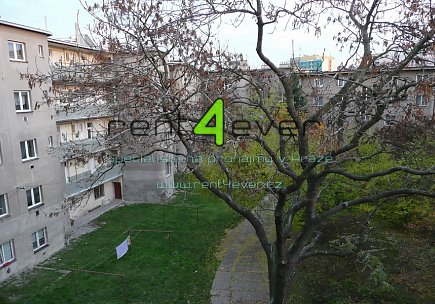 Pronájem bytu, Strašnice, V olšinách, byt 2+kk, 46 m2, cihla, společný balkon, částečně vybavený , Rent4Ever.cz