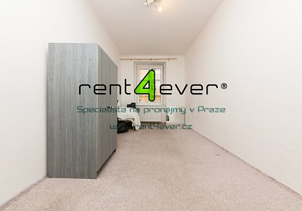 Pronájem bytu, Košíře, Brožíkova, 2+1, 70 m2, lodžie, sklep, komora, nezařízený, Rent4Ever.cz
