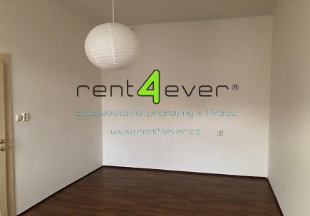 Pronájem bytu, Vysočany, Poděbradská, byt 1+1, 37 m2, komora, nezařízený nábytkem, Rent4Ever.cz