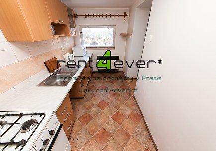 Pronájem bytu, Bohnice, Bohnická, 2+1 v RD, 50 m2, samostatný vchod, částečně zařízený, Rent4Ever.cz
