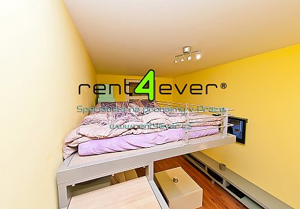 Pronájem bytu, Smíchov, Grafická, 1+kk, 39 m2, cihla, sklep, komora, výtah, zařízený, Rent4Ever.cz
