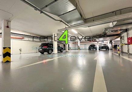 Pronájem bytu, Stodůlky, Tlumačovská, 1+kk, 37.4 m2, novostavba, lodžie, sklep, výtah, zařízený, Rent4Ever.cz