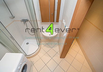 Pronájem bytu, Stodůlky, Tlumačovská, 1+kk, 37.4 m2, novostavba, lodžie, sklep, výtah, zařízený, Rent4Ever.cz