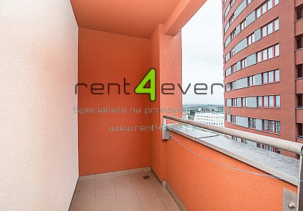 Pronájem bytu, Stodůlky, Tlumačovská, 1+kk, 37.4 m2, novostavba, lodžie, sklep, výtah, zařízený, Rent4Ever.cz