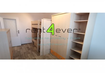 Pronájem bytu, Bohnice, Toruňská, 3+1, 80m2, po rekonstrukci, balkon, výtah, bezbariérový, zařízený, Rent4Ever.cz