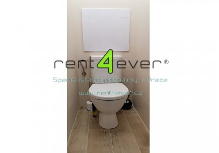 Pronájem bytu, Bohnice, Toruňská, 3+1, 80m2, po rekonstrukci, balkon, výtah, bezbariérový, zařízený, Rent4Ever.cz