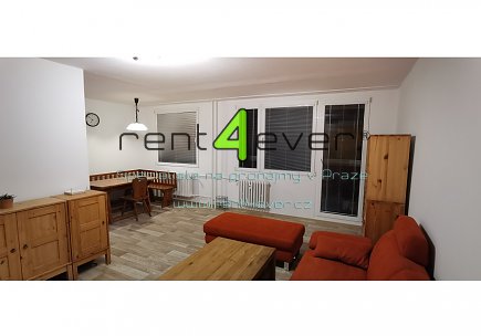 Pronájem bytu, Bohnice, Toruňská, 3+1, 80m2, po rekonstrukci, balkon, výtah, bezbariérový, zařízený, Rent4Ever.cz