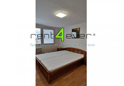 Pronájem bytu, Bohnice, Toruňská, 3+1, 80m2, po rekonstrukci, balkon, výtah, bezbariérový, zařízený, Rent4Ever.cz