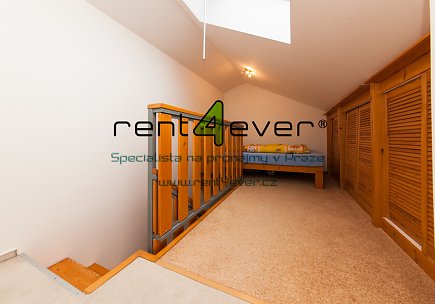 Pronájem bytu, Prosek, Litoměřická, mezonetový byt 2+1, 67 m2, výtah, zařízený nábytkem, Rent4Ever.cz