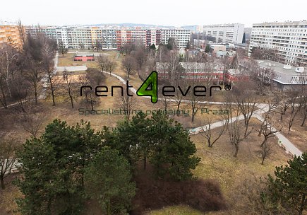 Pronájem bytu, Prosek, Litoměřická, mezonetový byt 2+1, 67 m2, výtah, zařízený nábytkem, Rent4Ever.cz