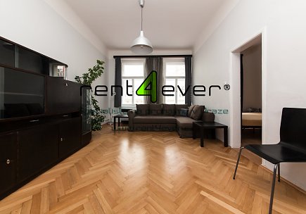 Pronájem bytu, Holešovice, Umělecká, byt 2+1, 60 m2, cihla, sklep, vybavený nábytkem, Rent4Ever.cz