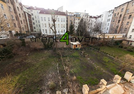 Pronájem bytu, Holešovice, Umělecká, byt 2+1, 60 m2, cihla, sklep, vybavený nábytkem, Rent4Ever.cz
