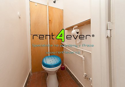 Pronájem bytu, Záběhlice, Bělčická, byt 2+kk, 60 m2, cihla, sklep, výtah, nezařízený, Rent4Ever.cz