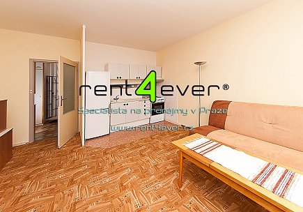Pronájem bytu, Hlubočepy, Machatého, 2+kk, 49 m2, komora, výtah, úložné prostory, zařízený, Rent4Ever.cz
