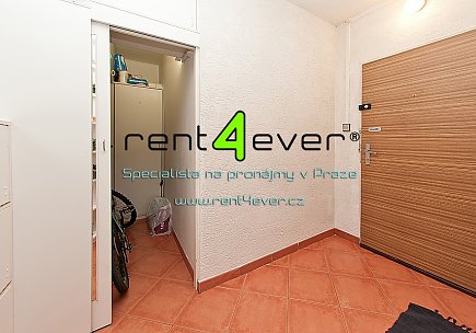 Pronájem bytu, Chodov, Radimovická, byt 3+kk, 74 m2, lodžie, sklep, komora, výtah, vybavený, Rent4Ever.cz