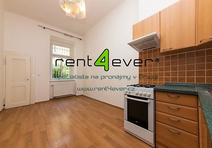 Pronájem bytu, Vinohrady, Polská, 1+1, 50 m2, cihla, komora, nezařízený nábytkem, Rent4Ever.cz