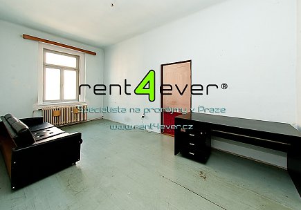 Pronájem bytu, Libeň, Kovářská, 3+1, 75 m2, cihla, komora, nezařízený, Rent4Ever.cz