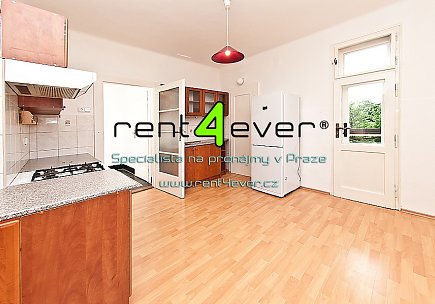Pronájem bytu, Smíchov, Na Doubkové, 1+1, 55 m2, cihla, 2x balkon, komora, nezařízený, Rent4Ever.cz