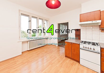 Pronájem bytu, Smíchov, Na Doubkové, 1+1, 55 m2, cihla, 2x balkon, komora, nezařízený, Rent4Ever.cz