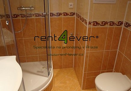 Pronájem bytu, Prosek, Lovosická, 1+kk, 40 m2, lodžie, výtah, částečně zařízený, Rent4Ever.cz