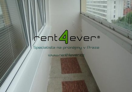 Pronájem bytu, Prosek, Lovosická, 1+kk, 40 m2, lodžie, výtah, částečně zařízený, Rent4Ever.cz