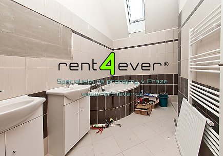 Pronájem bytu, Kunratice, Vídeňská,  4+kk v RD, 105 m2, novostavba, cihla, zahrada, nezařízený, Rent4Ever.cz