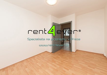 Pronájem bytu, Braník, Novodvorská, 3+1, 63 m2, výtah, komora, nezařízený, Rent4Ever.cz