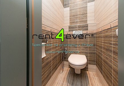 Pronájem bytu, Braník, Novodvorská, 3+1, 63 m2, výtah, komora, nezařízený, Rent4Ever.cz