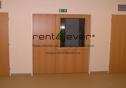 Pronájem bytu, Libeň, Kovanecká, 1+kk, 33 m2, novostavba, cihla, výtah, garáž. stání, část.zařízený, Rent4Ever.cz